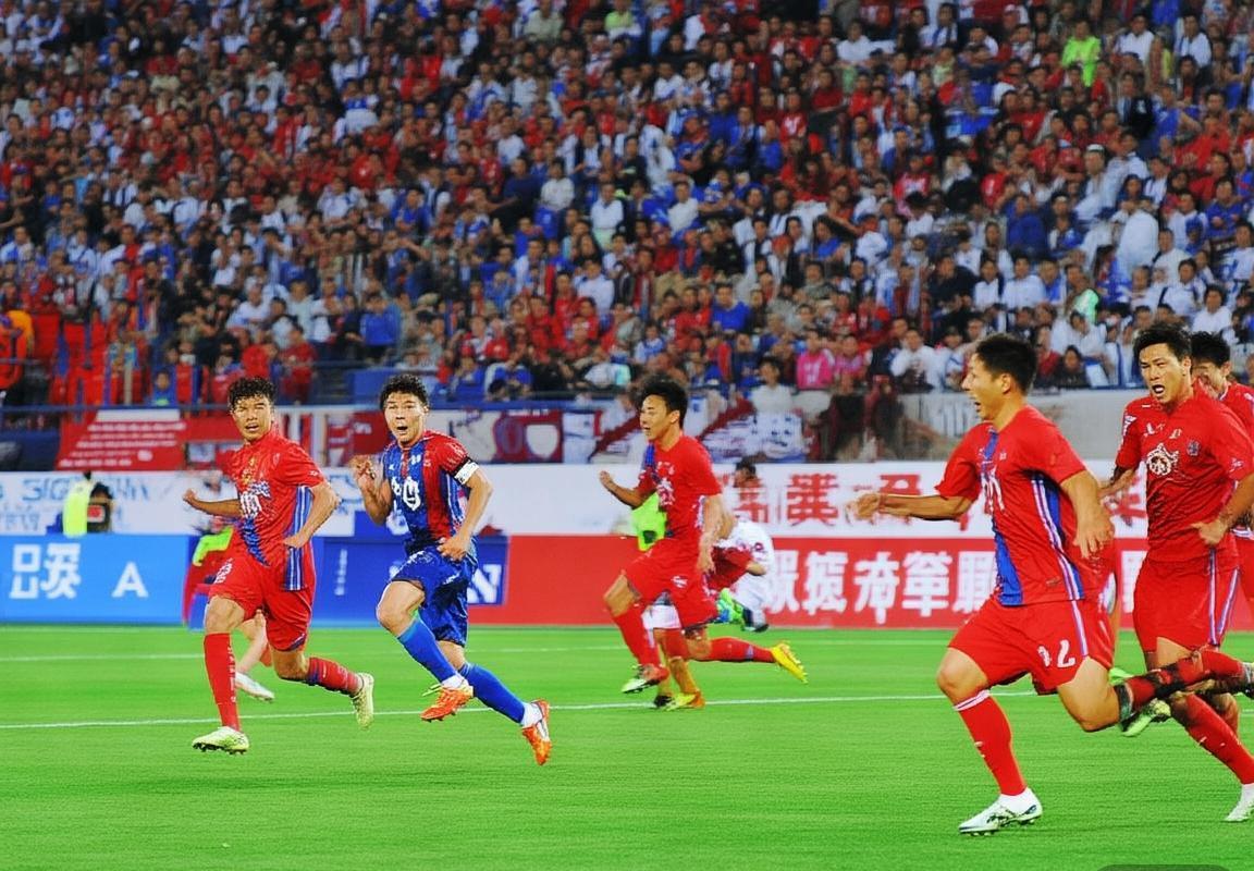 北体大对长春亚泰：青春风暴下的足球对决